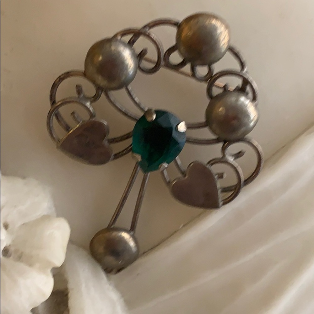 Art Nouveau Flower Pin